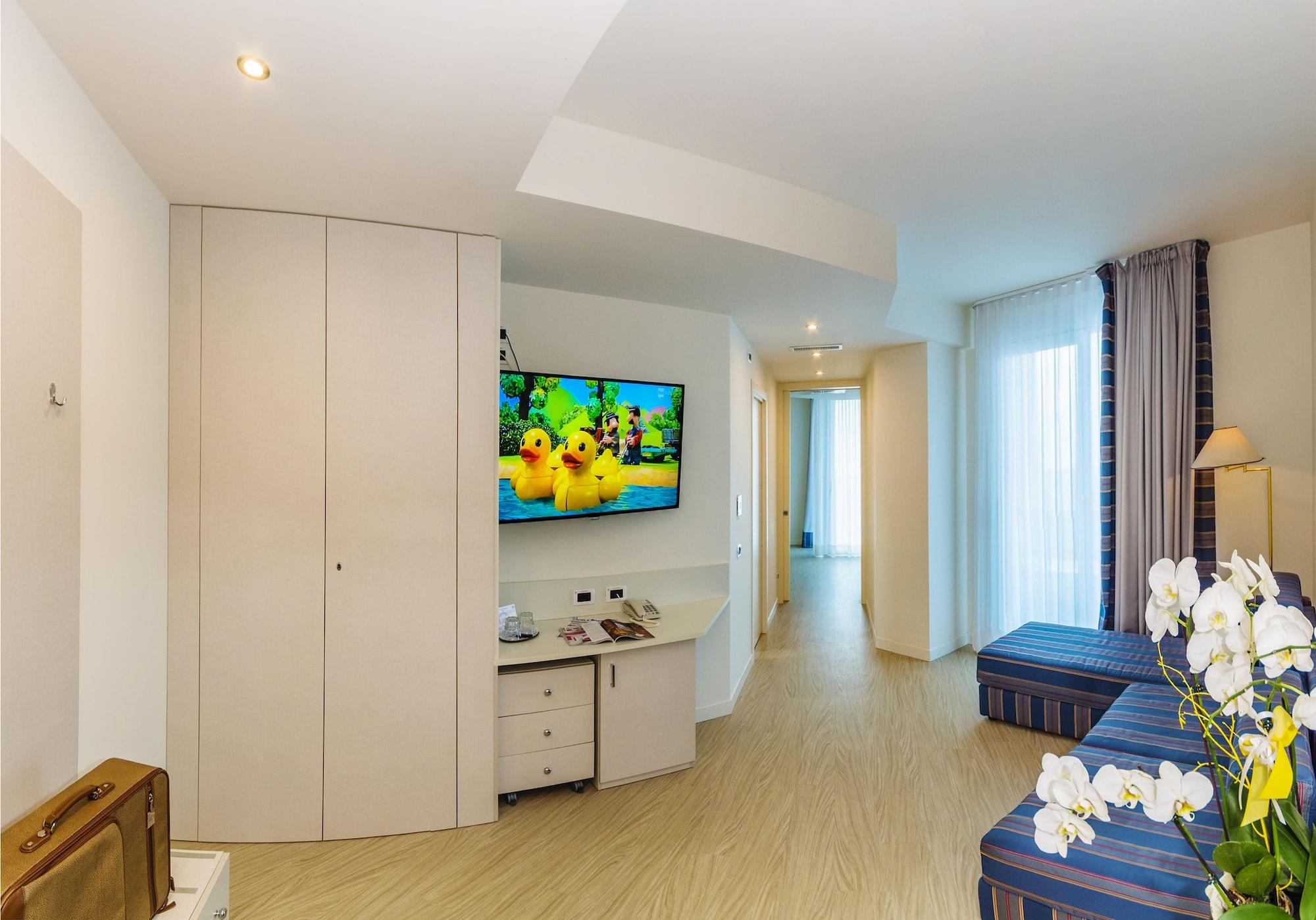 Hotel Panoramic كاوْرلي المظهر الخارجي الصورة